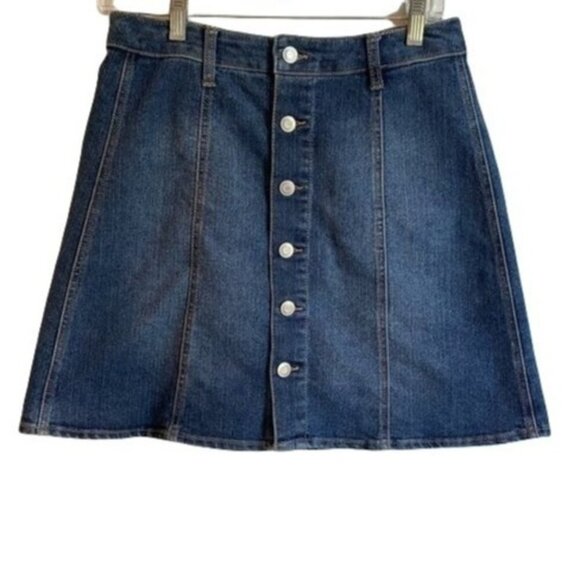 Love, Fire Denim Jean Mini Skirt  Buttons In Front Back Pockets Women's Size 6 - Picture 1 of 6